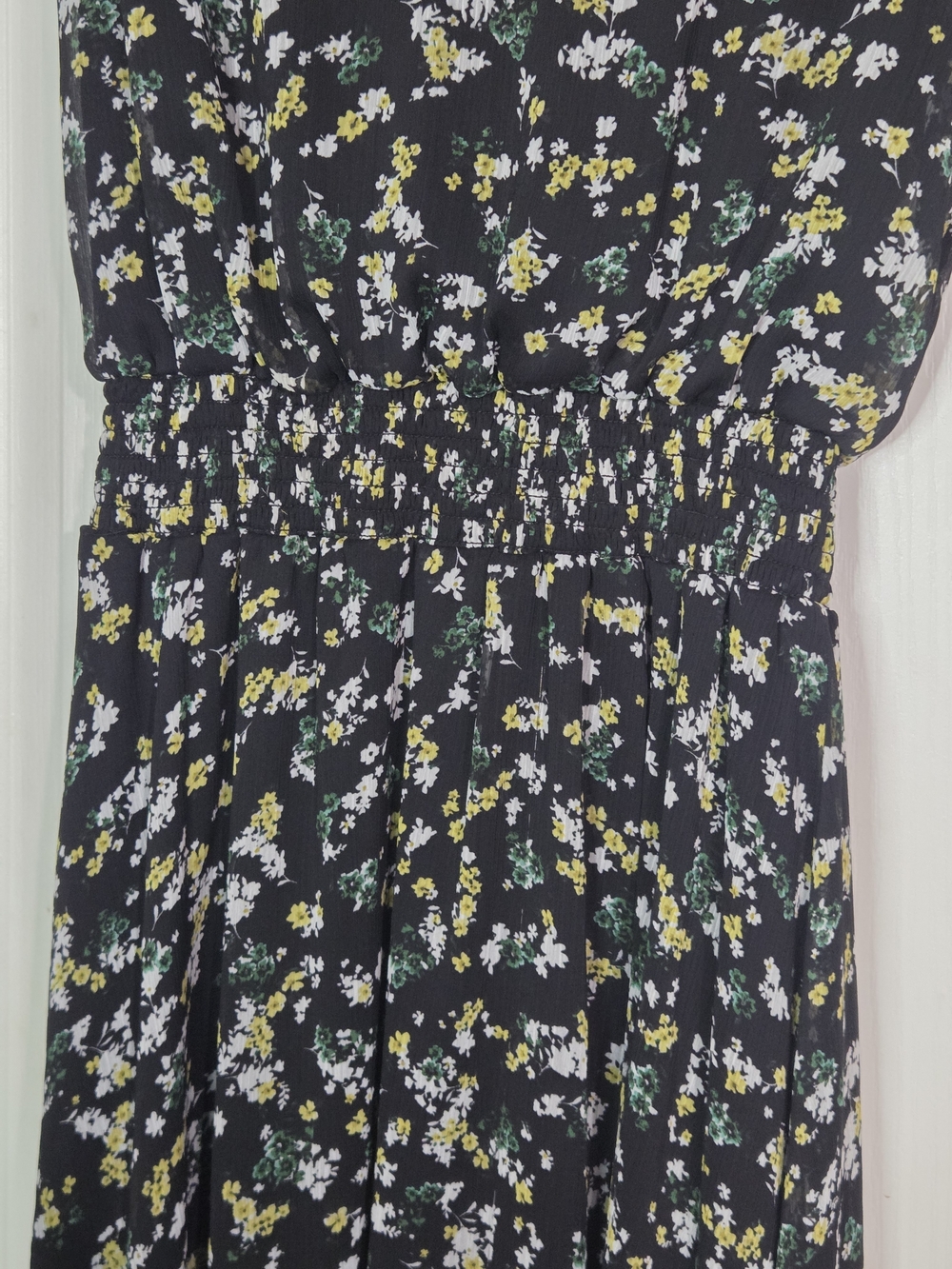 Black Floral Chiffon Midi Dress - Flutter Sleeves & Smocked Waist Size Large - Picture 6 of 8
